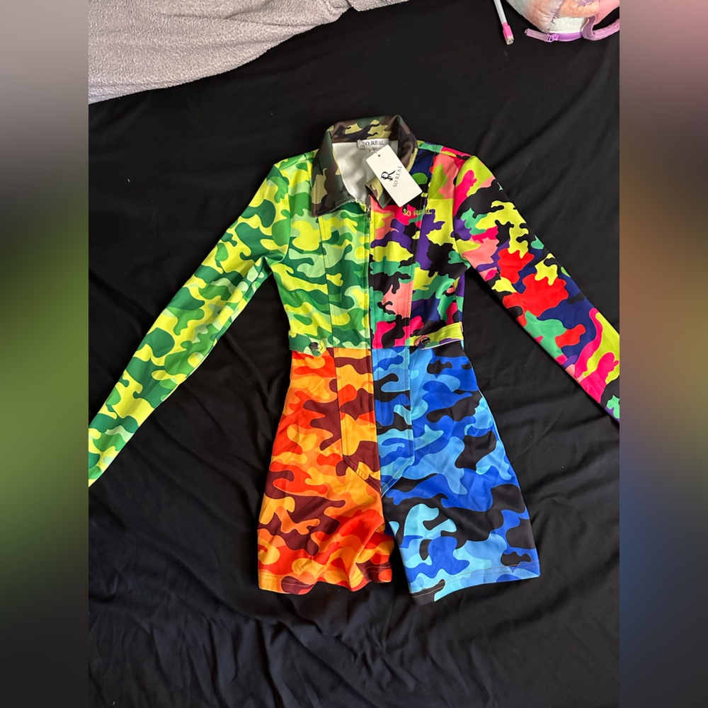 CLOTHES HAUL